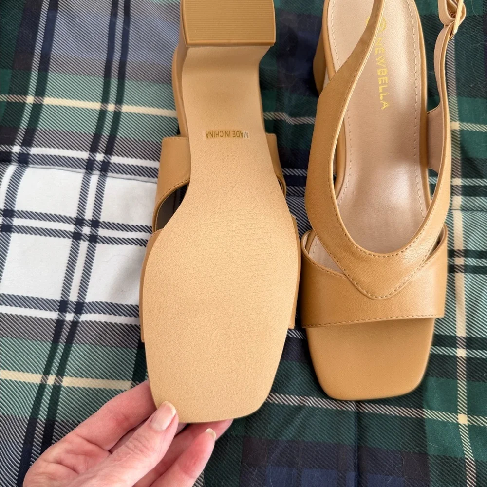 Chic Tan Slingback Heels - size 6 / never worn